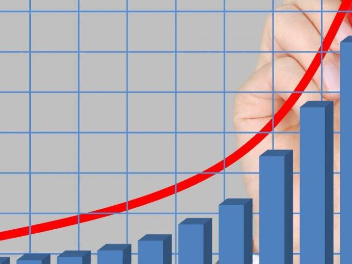Market analyst recommends five altcoins for December that you should buy
