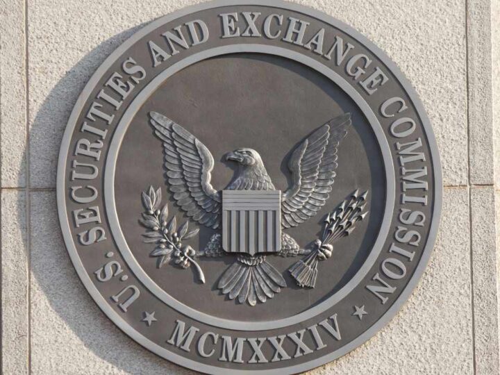 Bitcoin ETF: Secret meeting with SEC boss Gensler revealed